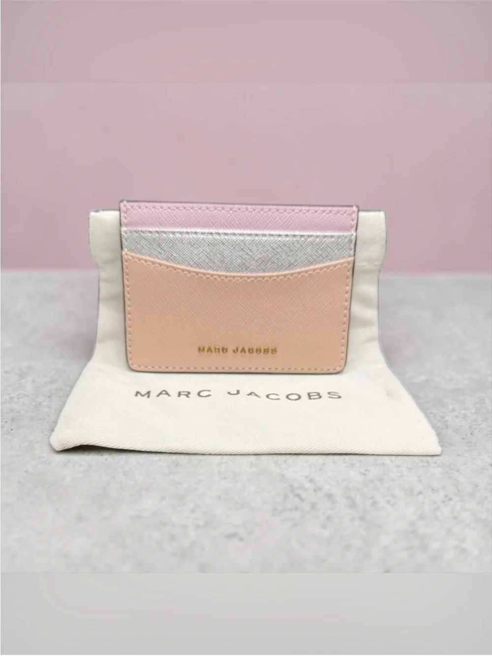 MARC JACOBS The Color block Card Case with Dustbag/EUC